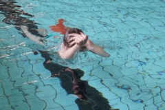 ZR2_boven-na-onderwater-zwemmen