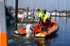 HDY03307_rustig-varen-door-de-haven