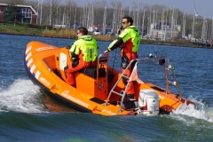 HDY03433_communicatie-tijdens-het-varen